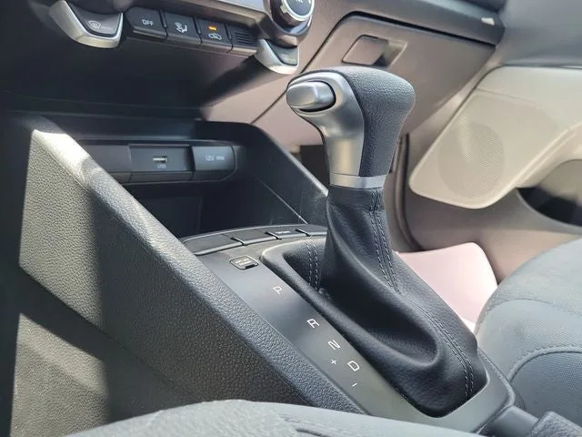 2023 Kia Rio S photo 28