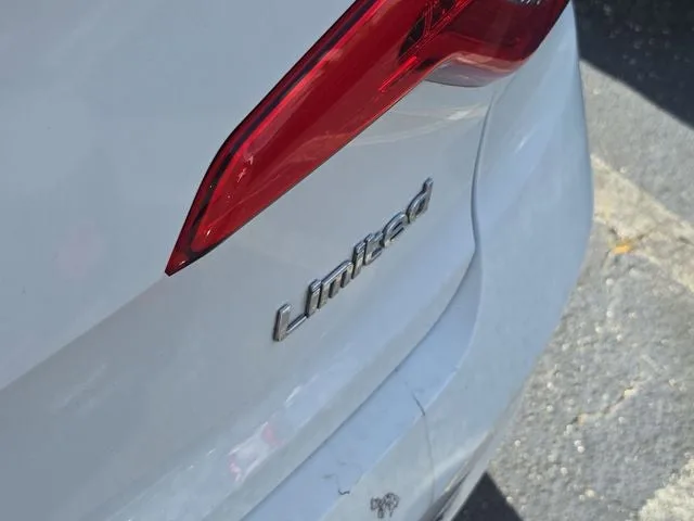 2015 Hyundai Sonata Limited photo 6