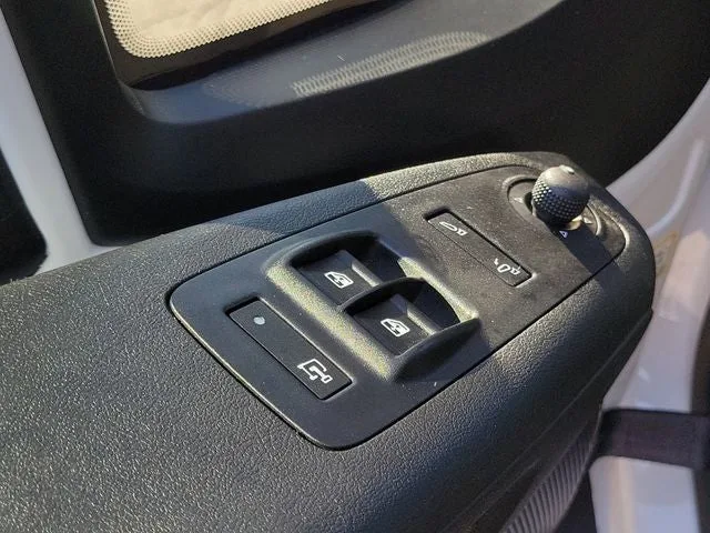 2025 RAM ProMaster 2500 High Roof photo 11