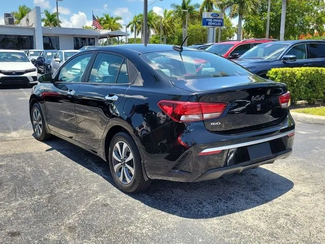 2023 Kia Rio S photo 3