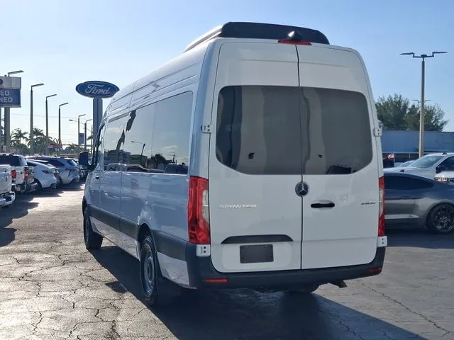 2025 Mercedes-Benz Sprinter 2500 Passenger 170 WB High Roof photo 3