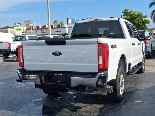 2026 Ford F-250SD XLT photo 4