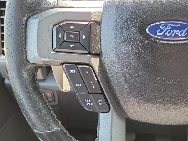 2018 Ford F-150 Raptor photo 24