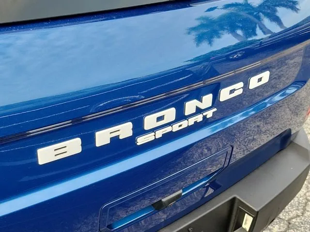 2024 Ford Bronco Sport Outer Banks photo 5