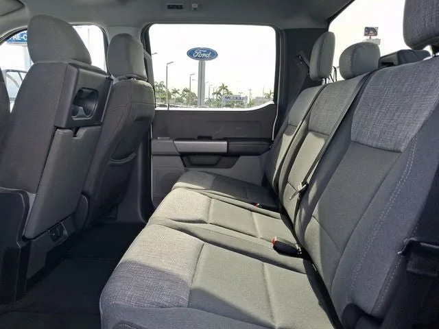 2026 Ford F-250SD XLT photo 6