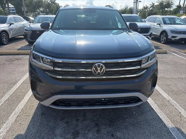 2022 Volkswagen Atlas 2.0T SE w/Technology photo 3