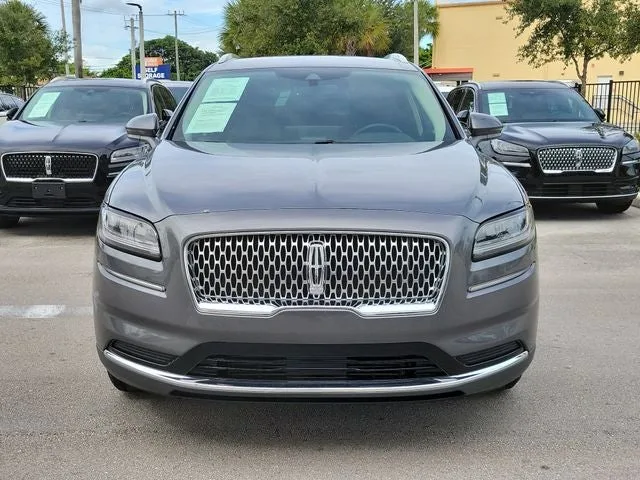 2023 Lincoln Nautilus Standard photo 2