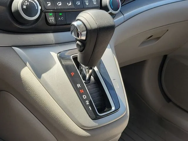2014 Honda CR-V LX photo 26