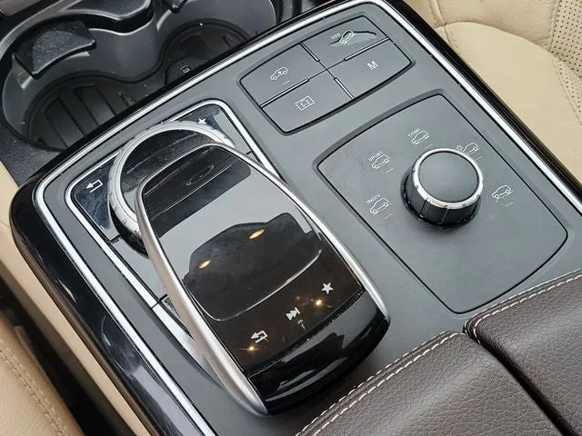 2018 Mercedes-Benz GLS GLS 550 4MATIC® photo 33