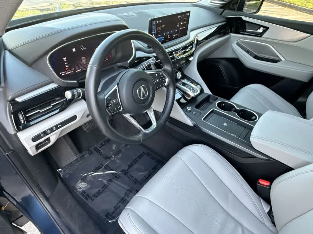 2025 Acura MDX w/Technology Package photo 13