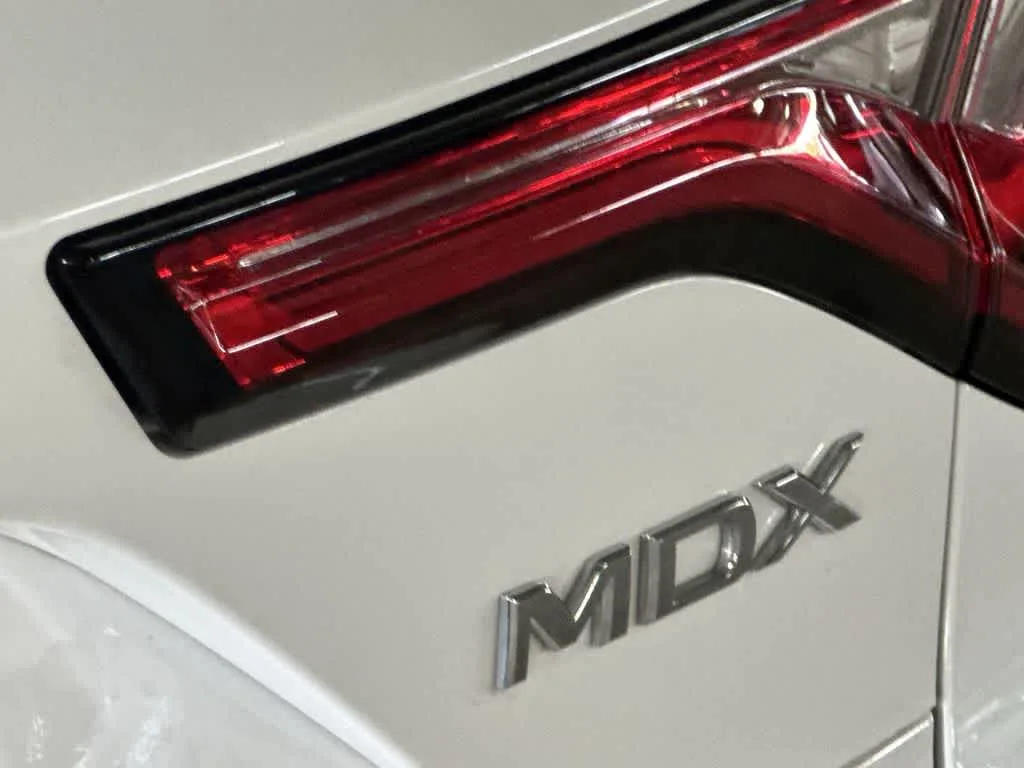 2024 Acura MDX w/Technology Package photo 18
