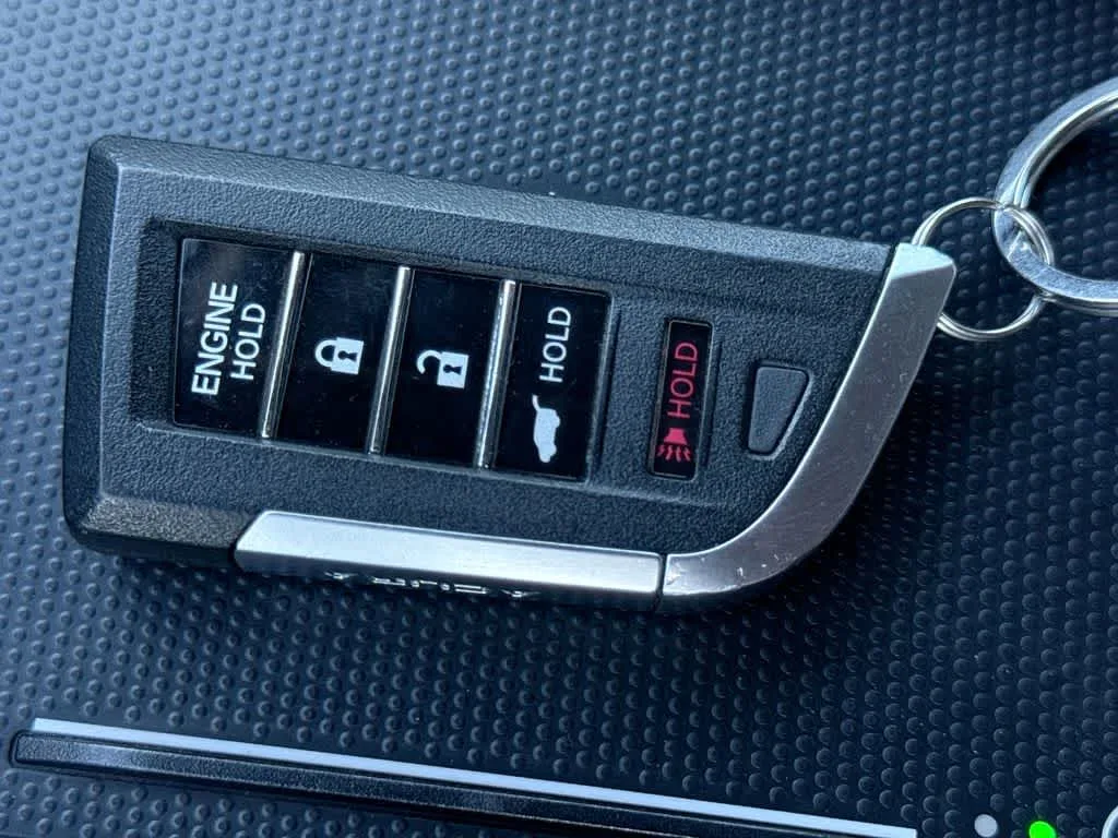 2025 Acura MDX w/Technology Package photo 28