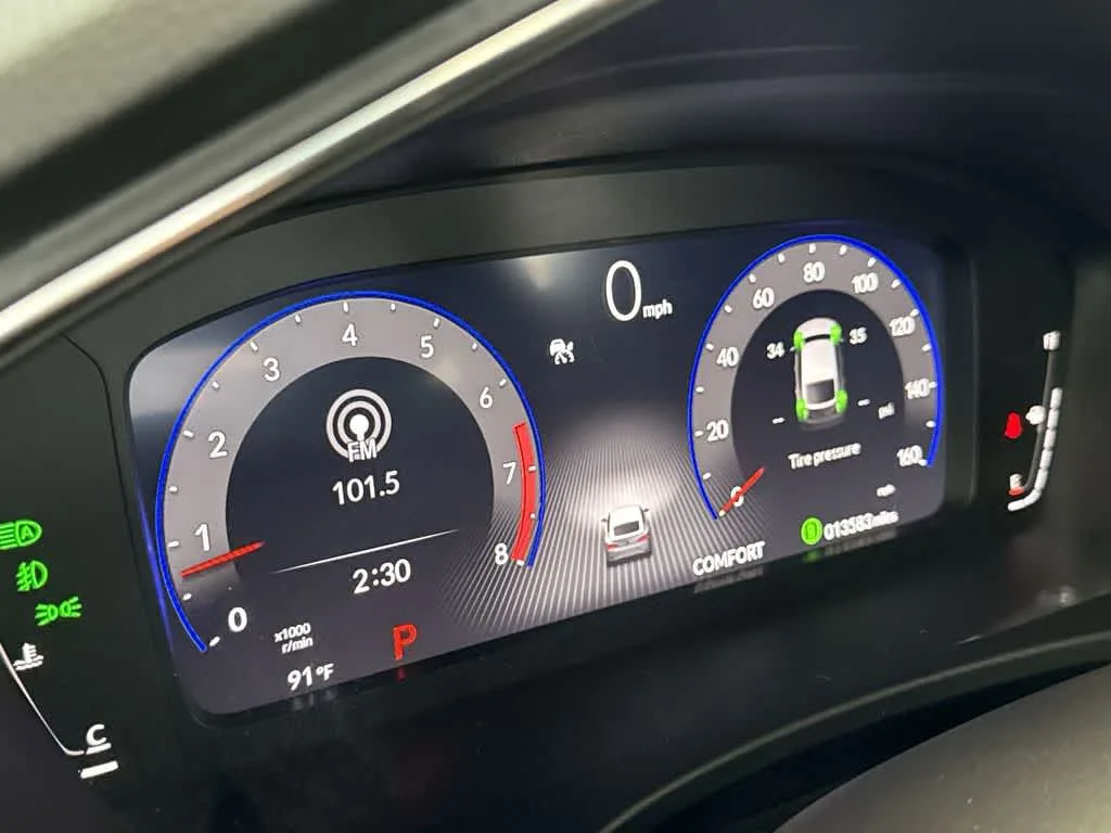 2025 Acura Integra w/A-Spec Technology Package photo 16