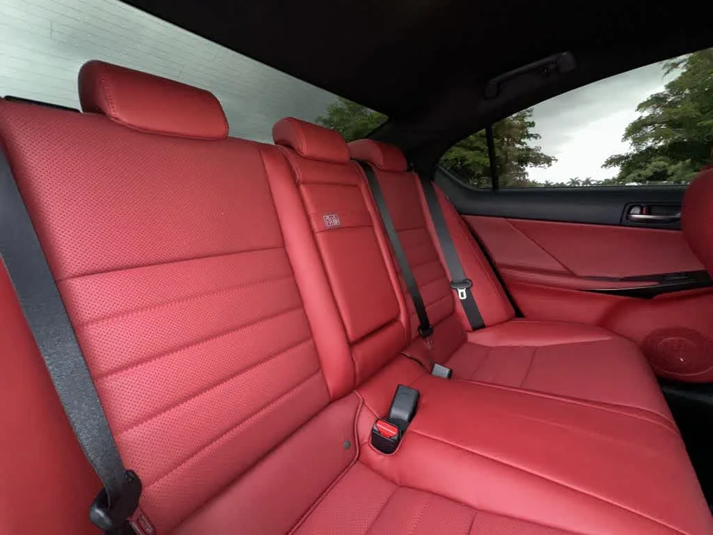 2025 Lexus IS 350 F SPORT photo 26