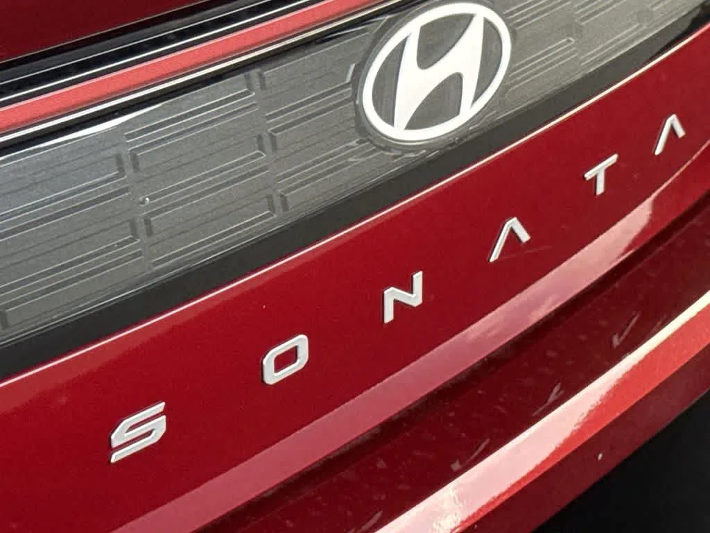 2026 Hyundai Sonata SEL Sport photo 10