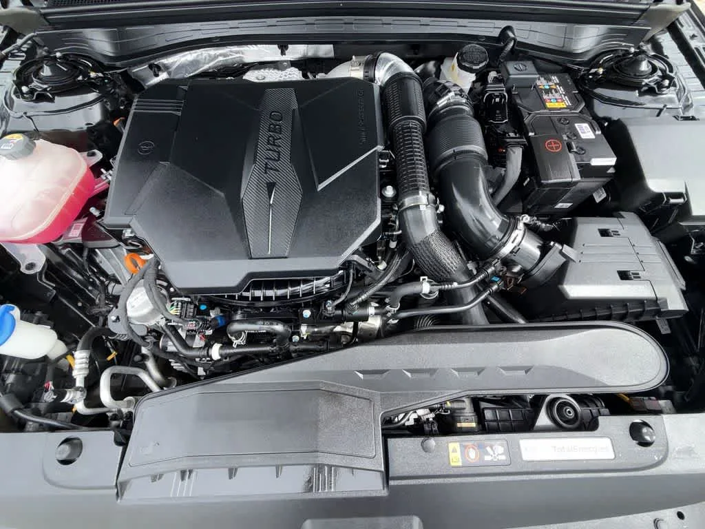 2025 Kia K5 GT photo 12