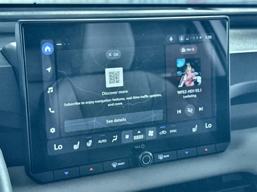 2026 Toyota RAV4 XLE Premium photo 20