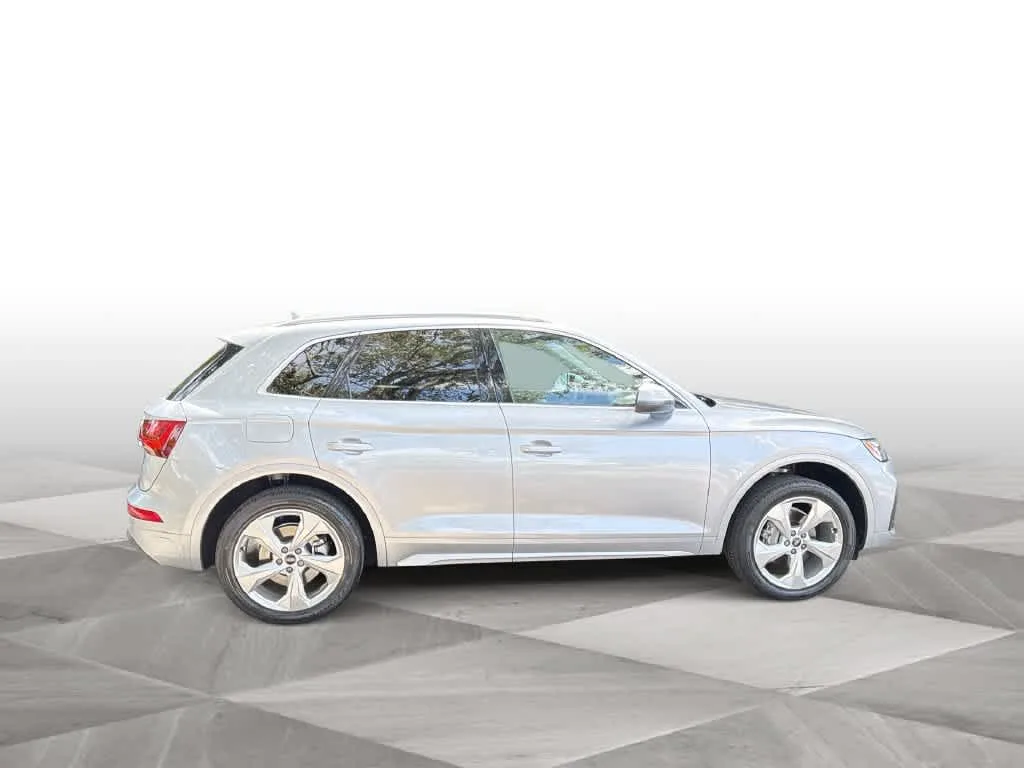 2021 Audi Q5 Premium Plus photo 9