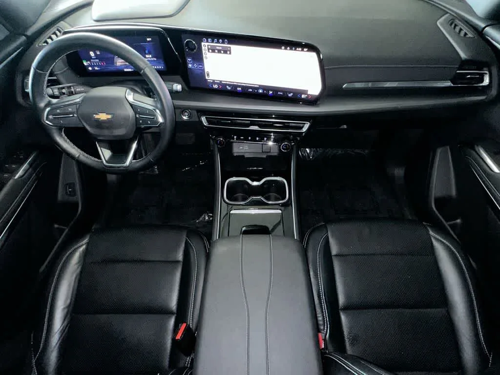 2024 Chevrolet Traverse FWD LT photo 24