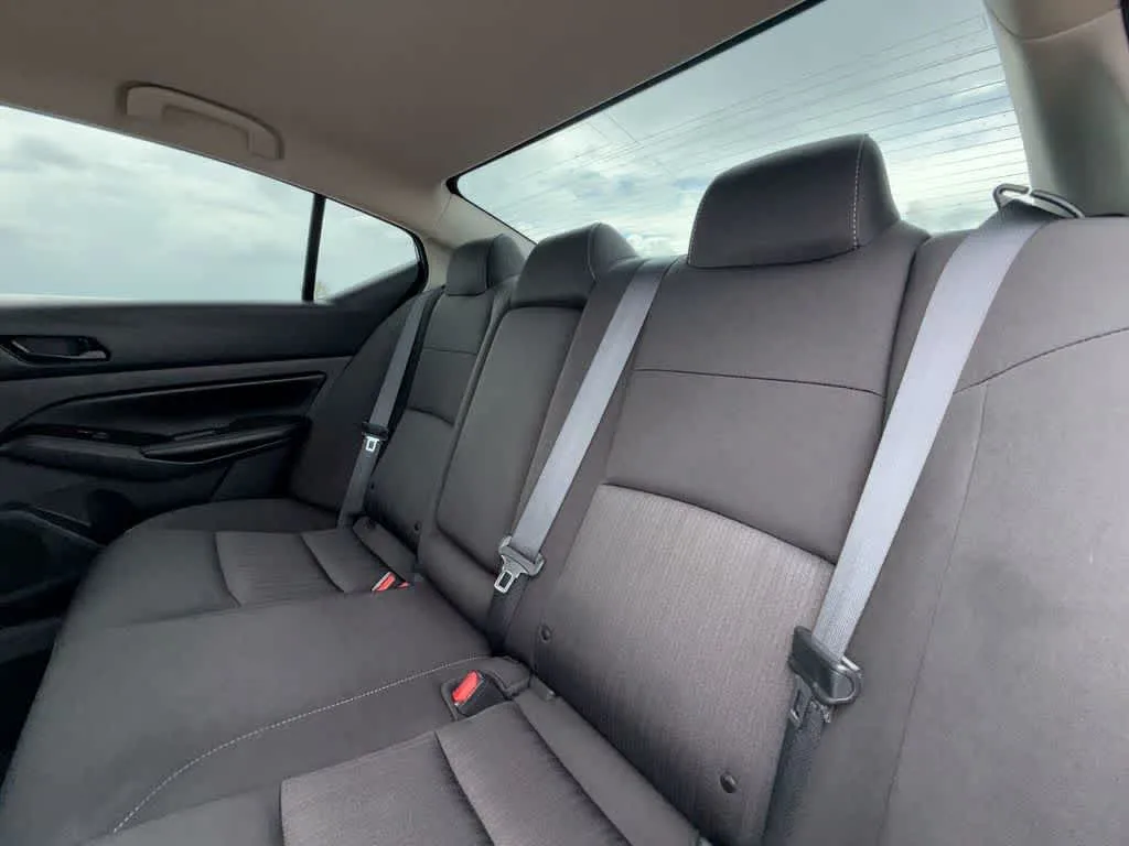 2023 Nissan Altima 2.5 SV photo 22