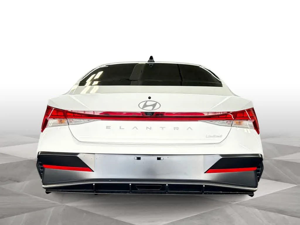 2026 Hyundai Elantra Limited photo 7