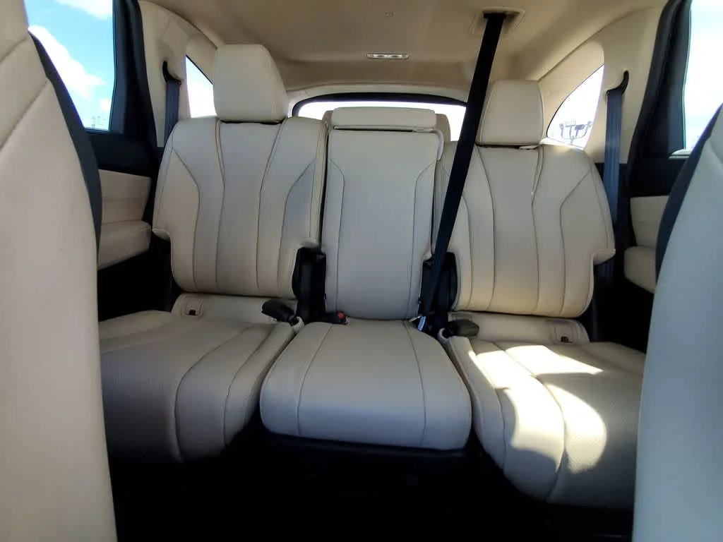 2024 Acura MDX w/Technology Package photo 15