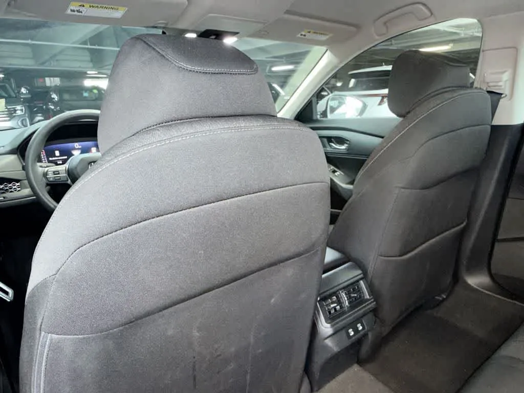 2025 Honda Accord LX photo 23