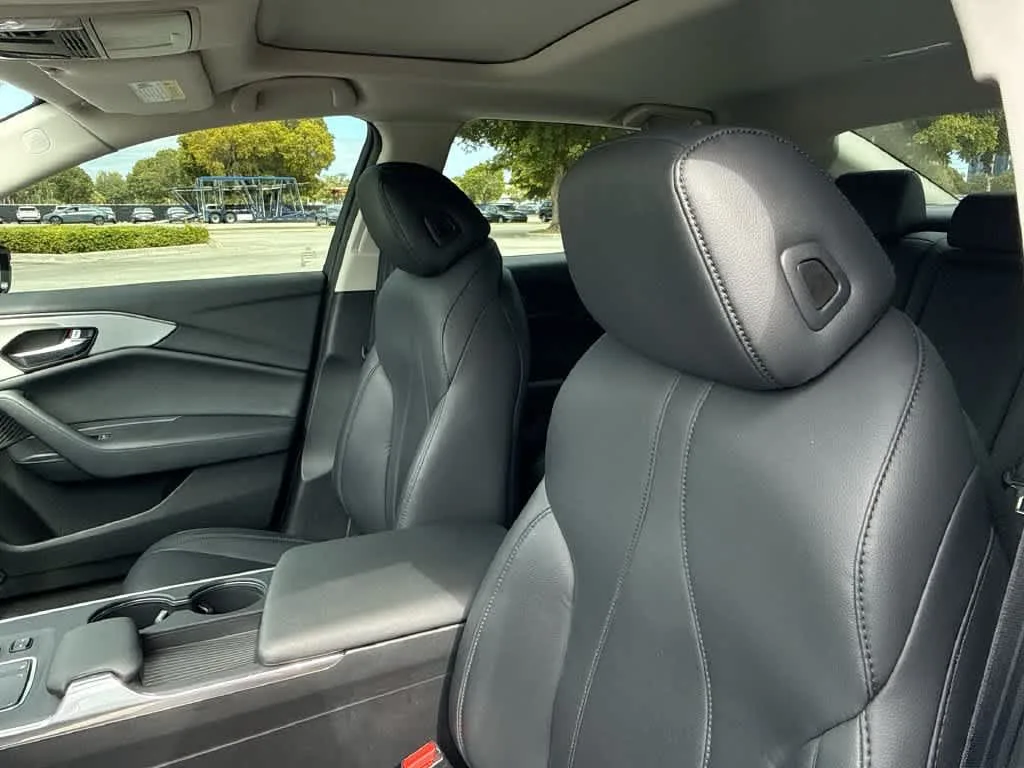 2023 Acura TLX FWD photo 14