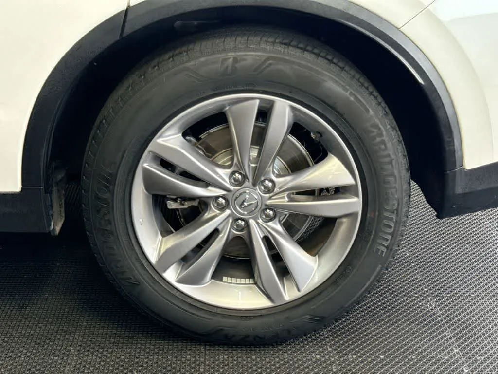 2024 Acura MDX FWD photo 11