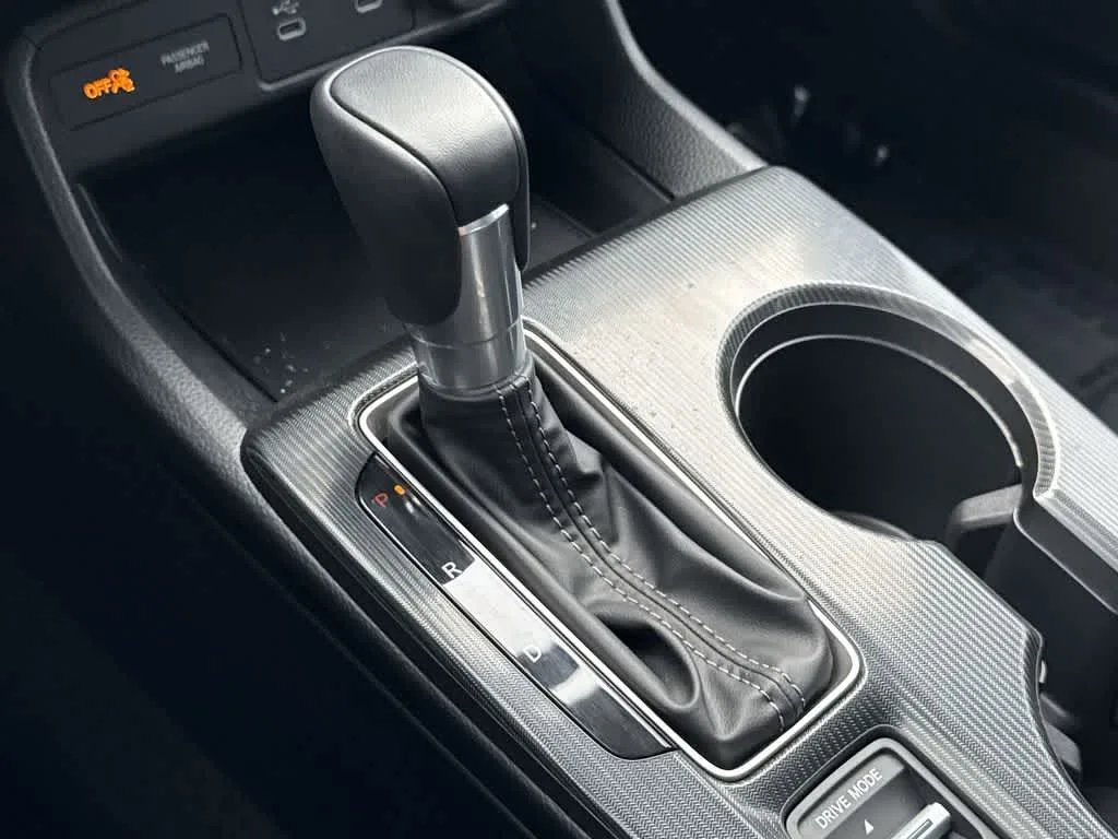 2025 Honda Civic Sport photo 21