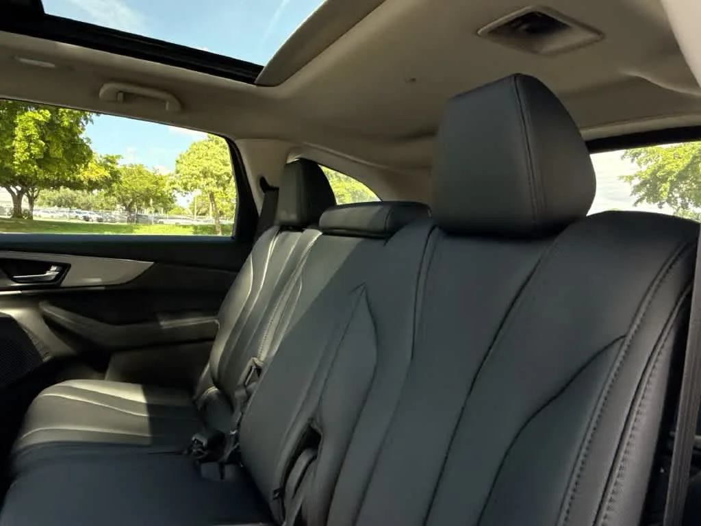 2024 Acura MDX FWD photo 22