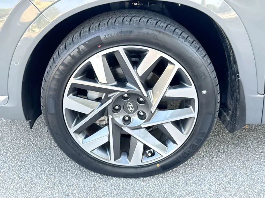 2023 Hyundai Santa Fe Calligraphy photo 12