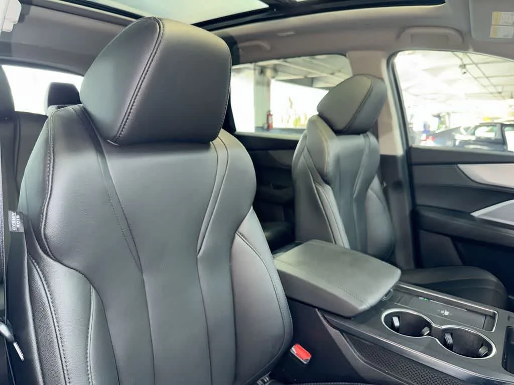 2025 Acura MDX FWD photo 27