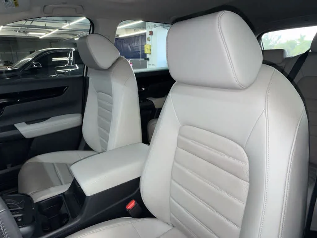 2025 Honda CR-V EX-L photo 14