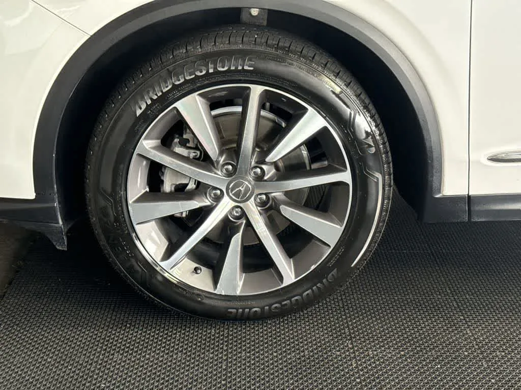 2025 Acura MDX w/Technology Package photo 11