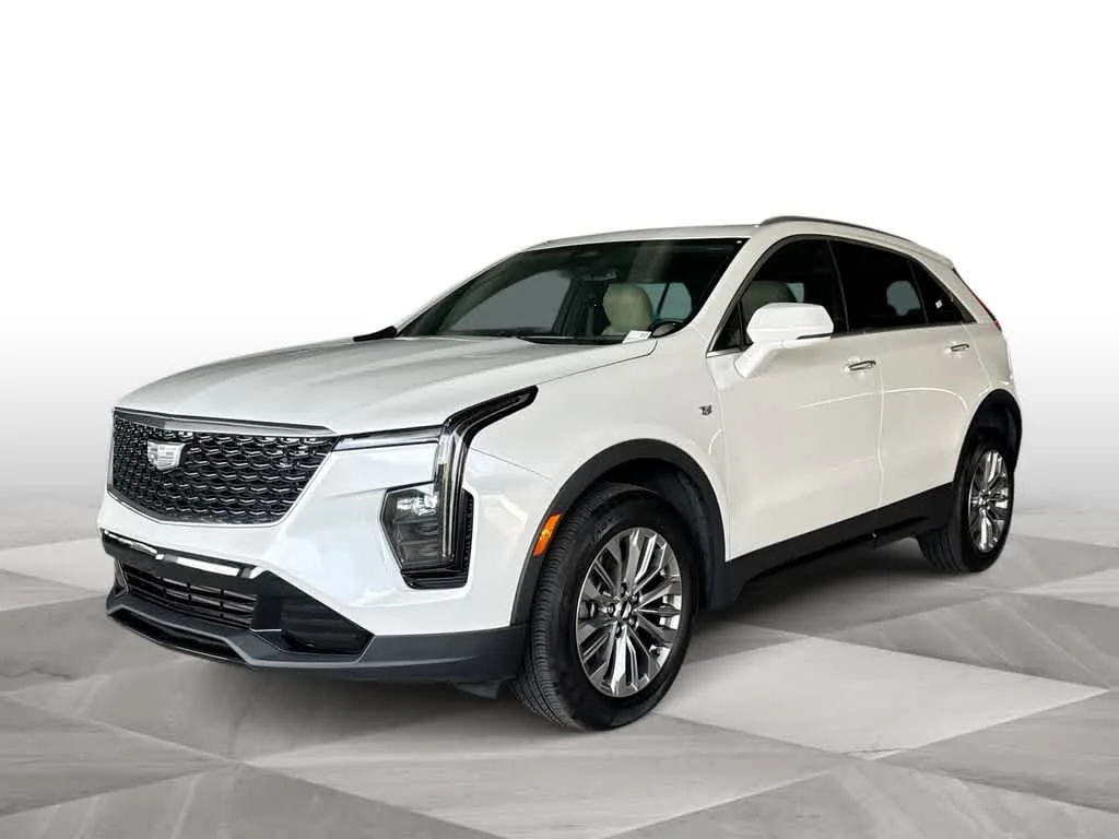 2024 Cadillac XT4 FWD Premium Luxury photo 4