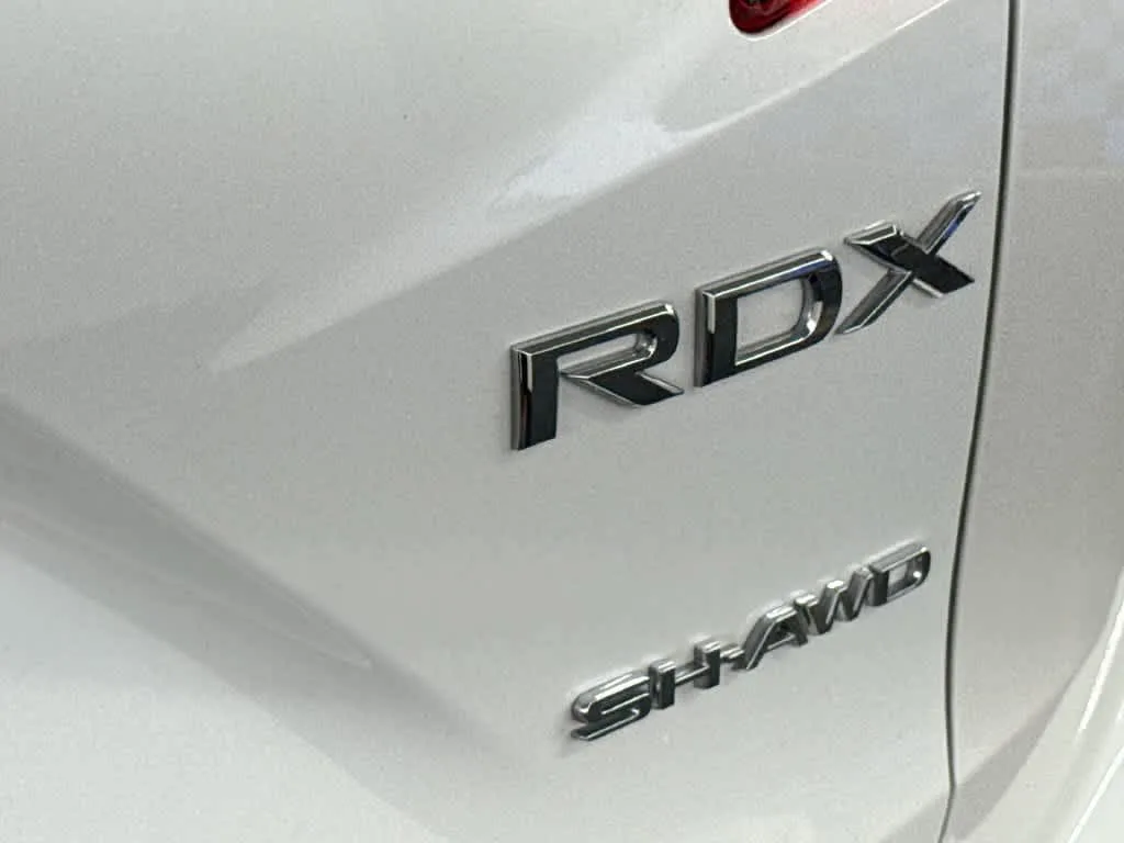 2025 Acura RDX SH-AWD photo 9