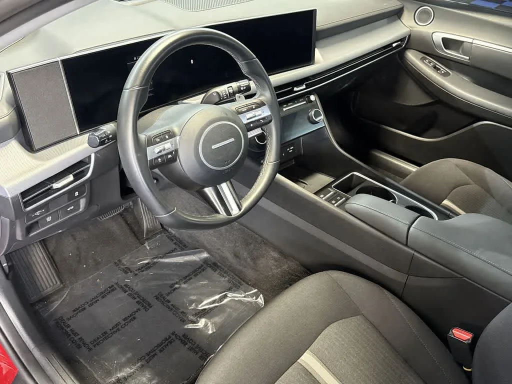 2026 Hyundai Sonata SEL Sport photo 13