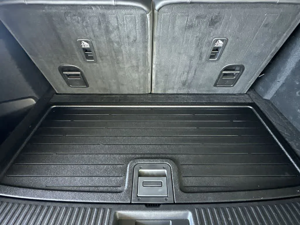 2025 Acura MDX w/Technology Package photo 25
