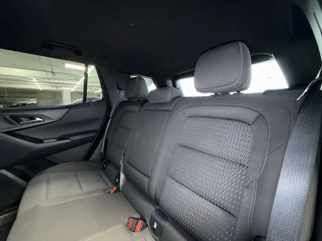 2026 Chevrolet Equinox FWD LT photo 22