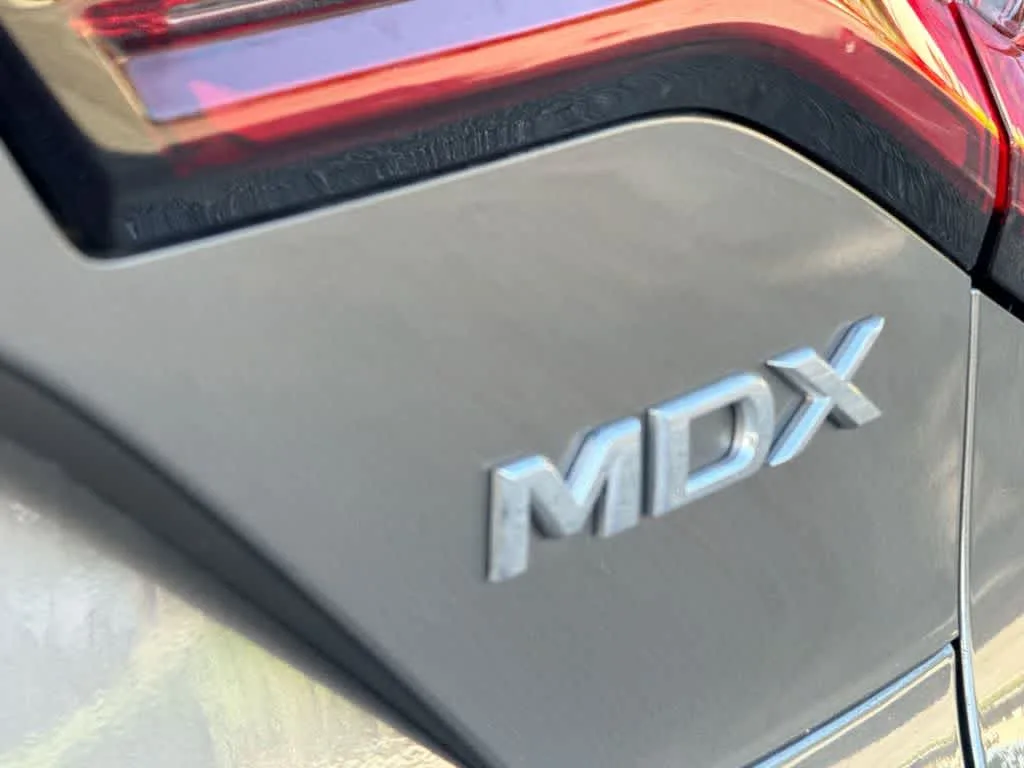 2025 Acura MDX w/Technology Package photo 10