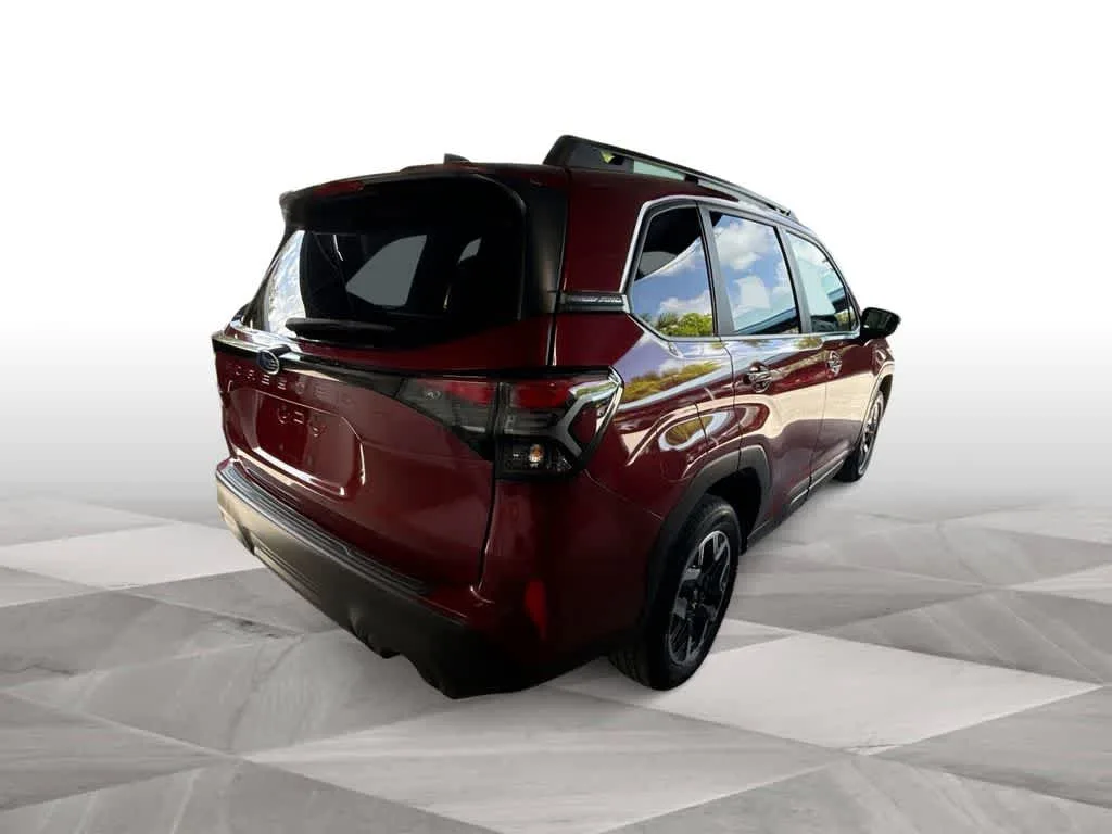 2025 Subaru Forester Premium photo 8