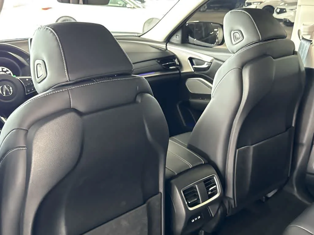 2025 Acura RDX w/Technology Package photo 23