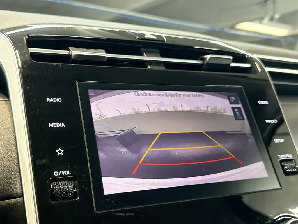 2024 Hyundai Tucson SE photo 19