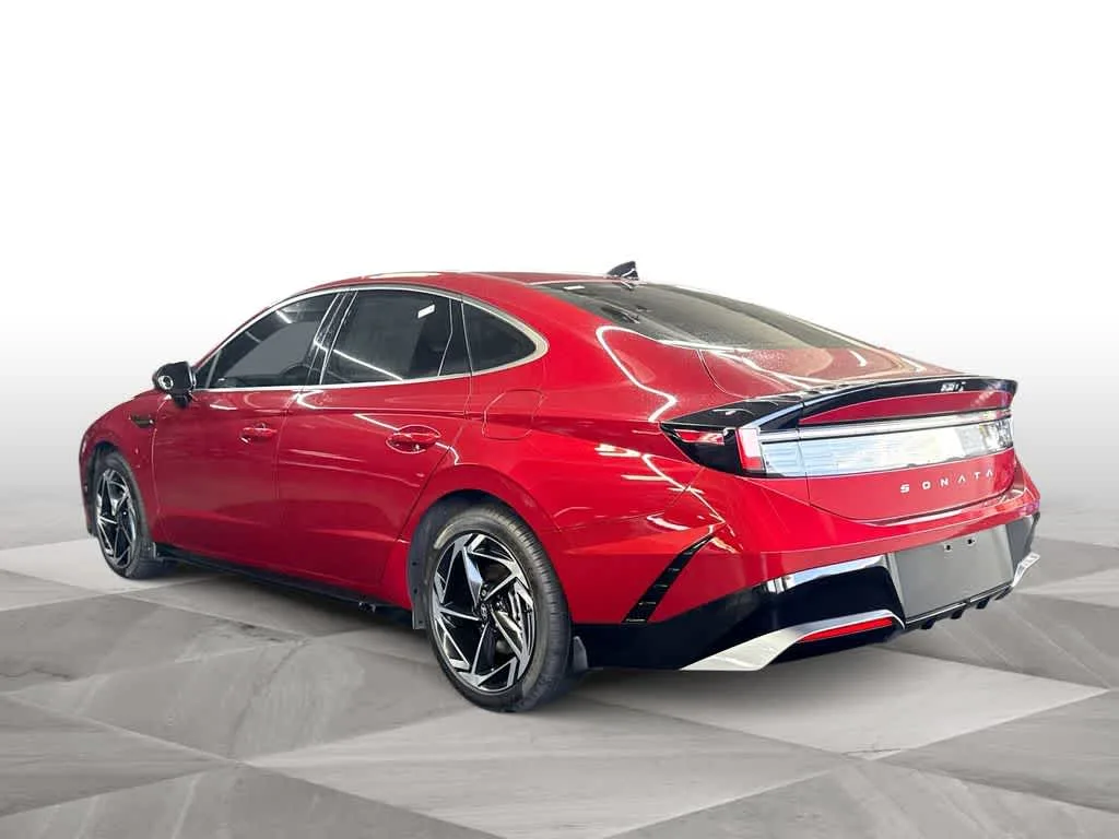 2026 Hyundai Sonata SEL Sport photo 6