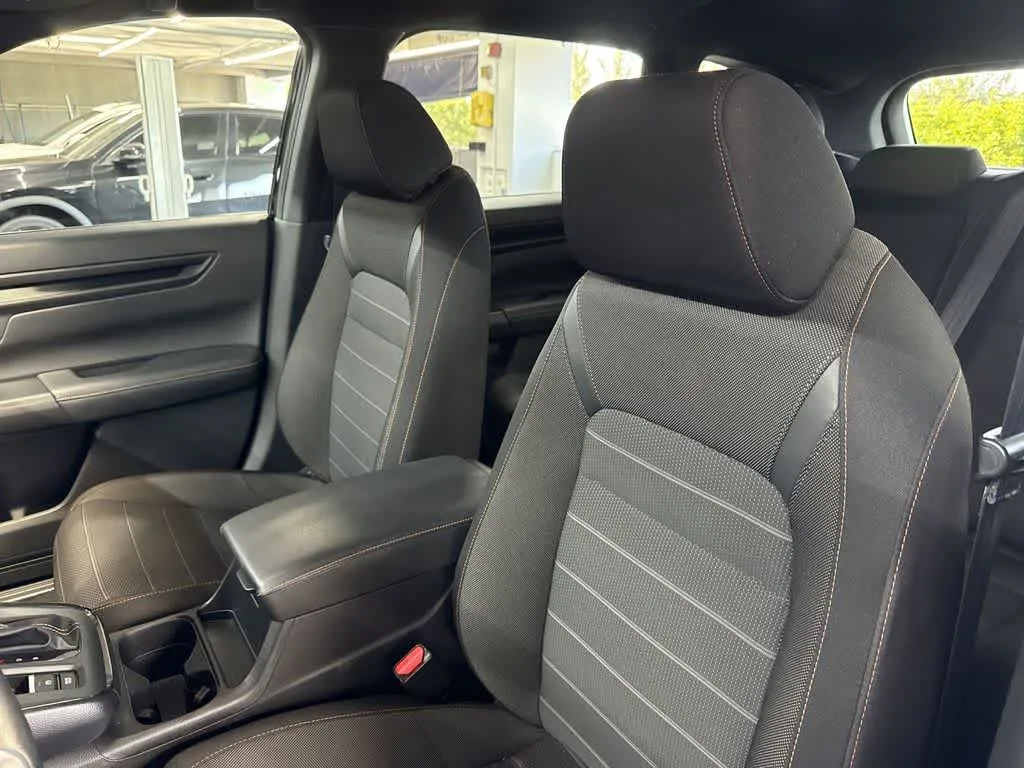 2025 Honda CR-V Hybrid Sport photo 14