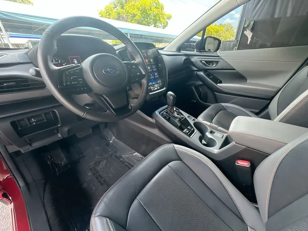 2025 Subaru Crosstrek Limited photo 13