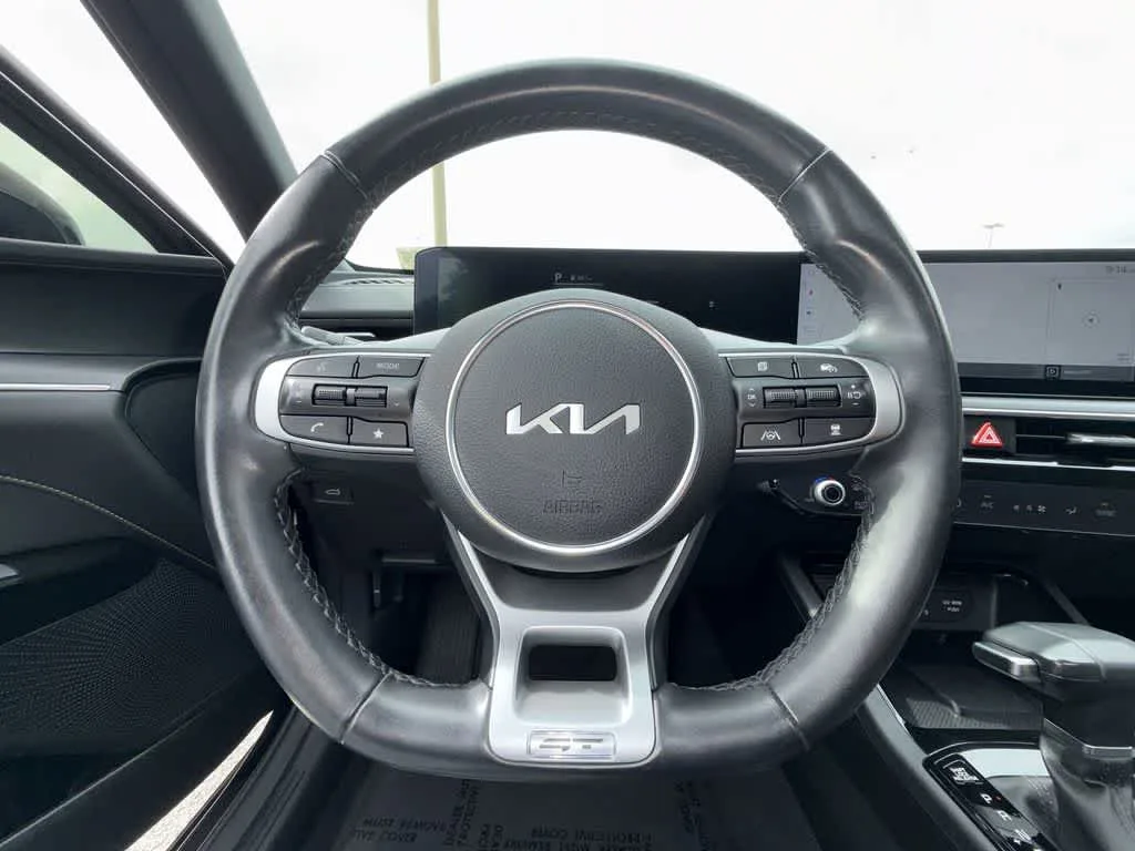 2025 Kia K5 GT photo 15