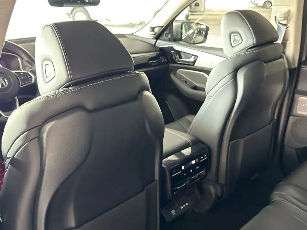 2025 Acura MDX w/Technology Package photo 22