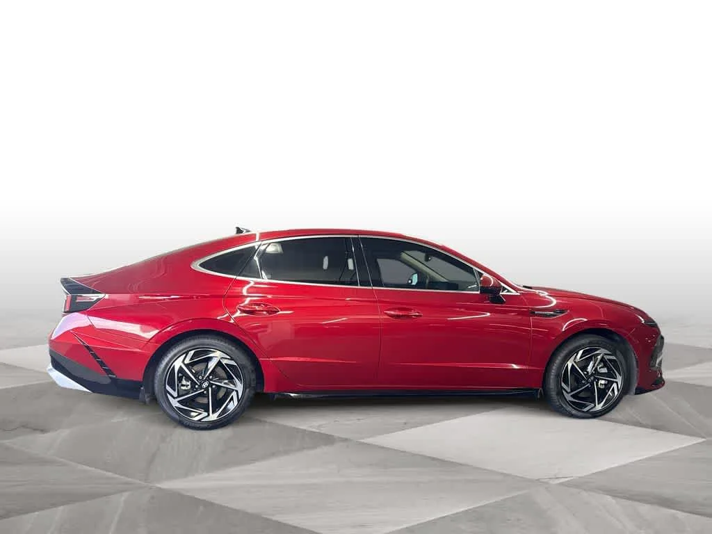 2026 Hyundai Sonata SEL Sport photo 9